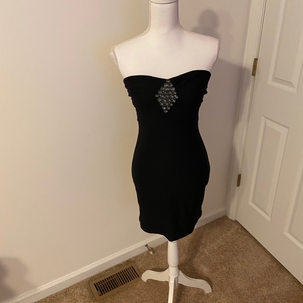 BNWT Black strapless sweetheart neckline dress